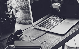 开云体育官方网站-火箭爆冷希腊男篮，利拉德完成帽子戏法——一场点亮观赛夜的商业故事