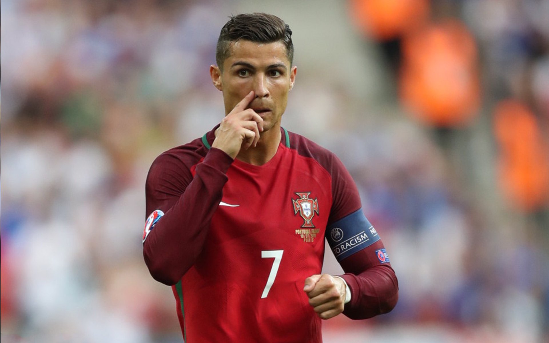 开云APP-利拉德绝命三分改写纽约德比！篮网强压尼克斯，他向世界证明何为大场面先生