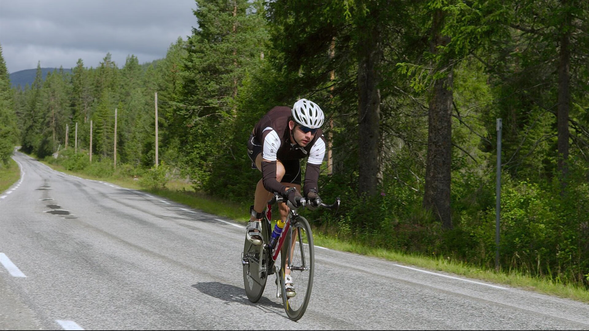 从北非沙漠到伊比利亚德比,哈弗茨的双面征服,当欧冠铁血遭遇西甲王冠之战